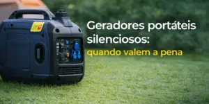 Gerador portátil silencioso em gramado com painel azul e barraca ao fundo